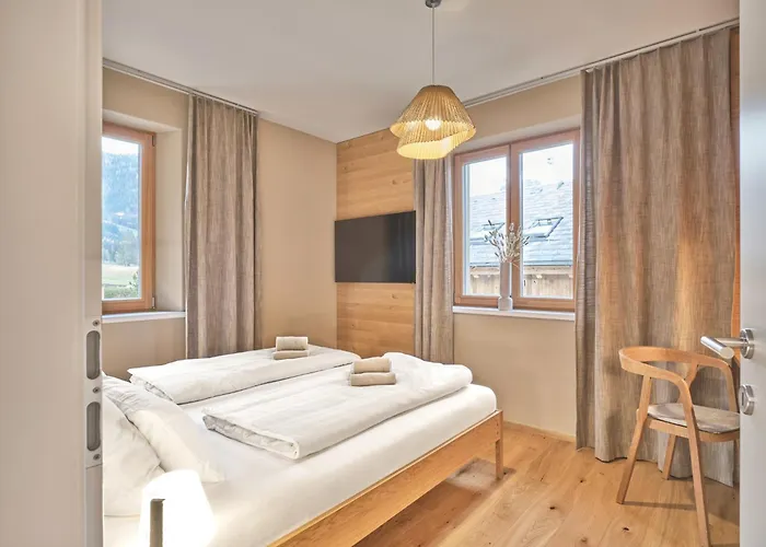 Mountain Lover Two Tauplitz